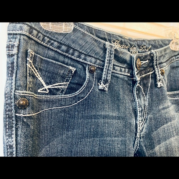 Boot-Cut Blue JEANS - Picture 6 of 8